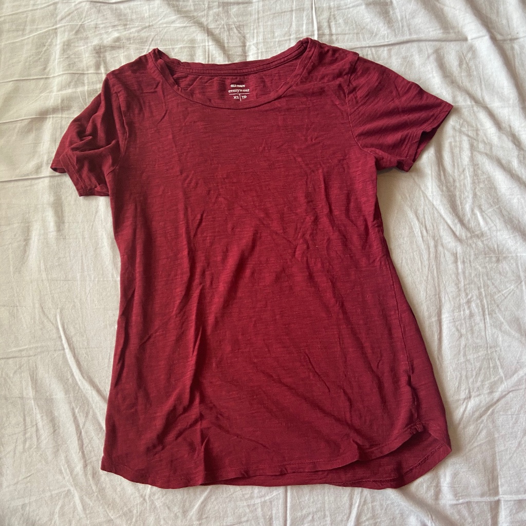 Old Navy Basic Red Tee